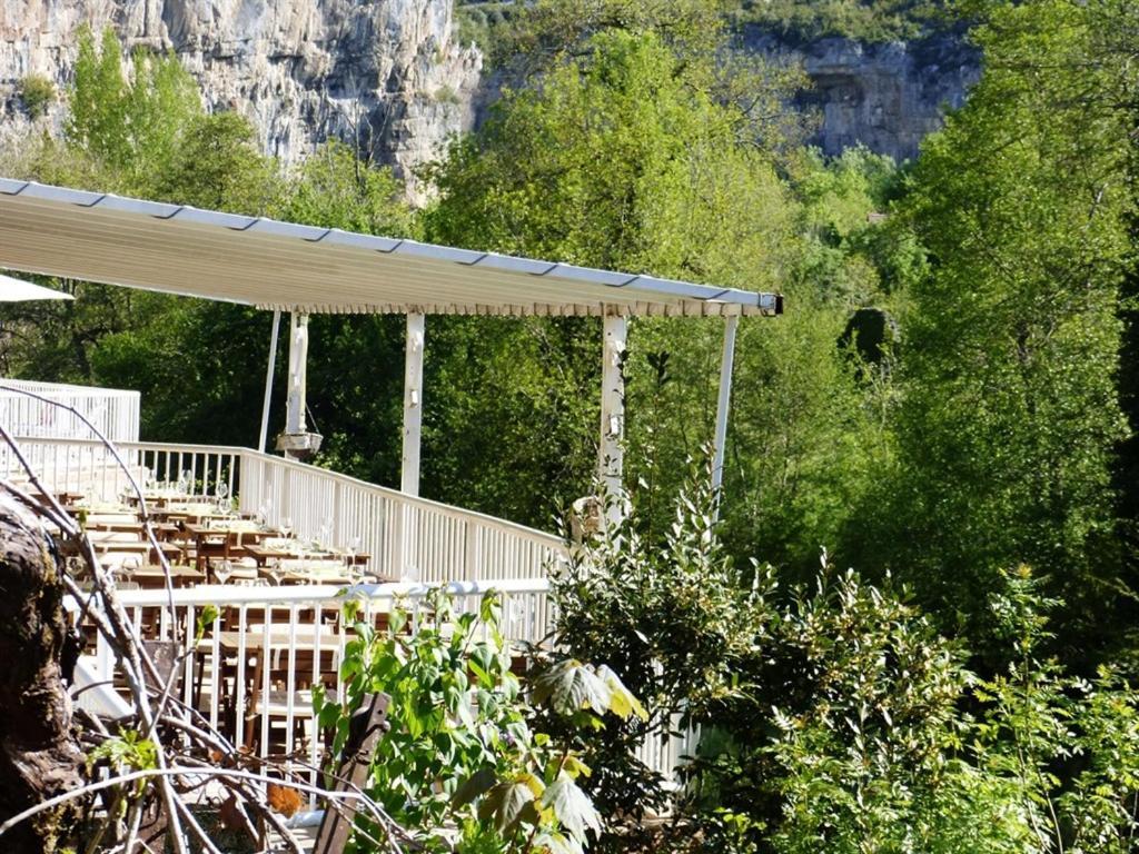Hôtel Restaurant des Grottes du Pech Merle Cabrerets Extérieur photo