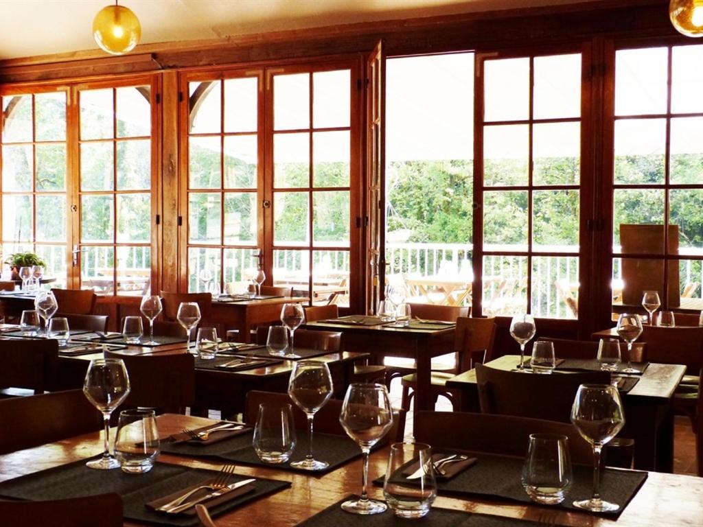 Hôtel Restaurant des Grottes du Pech Merle Cabrerets Extérieur photo